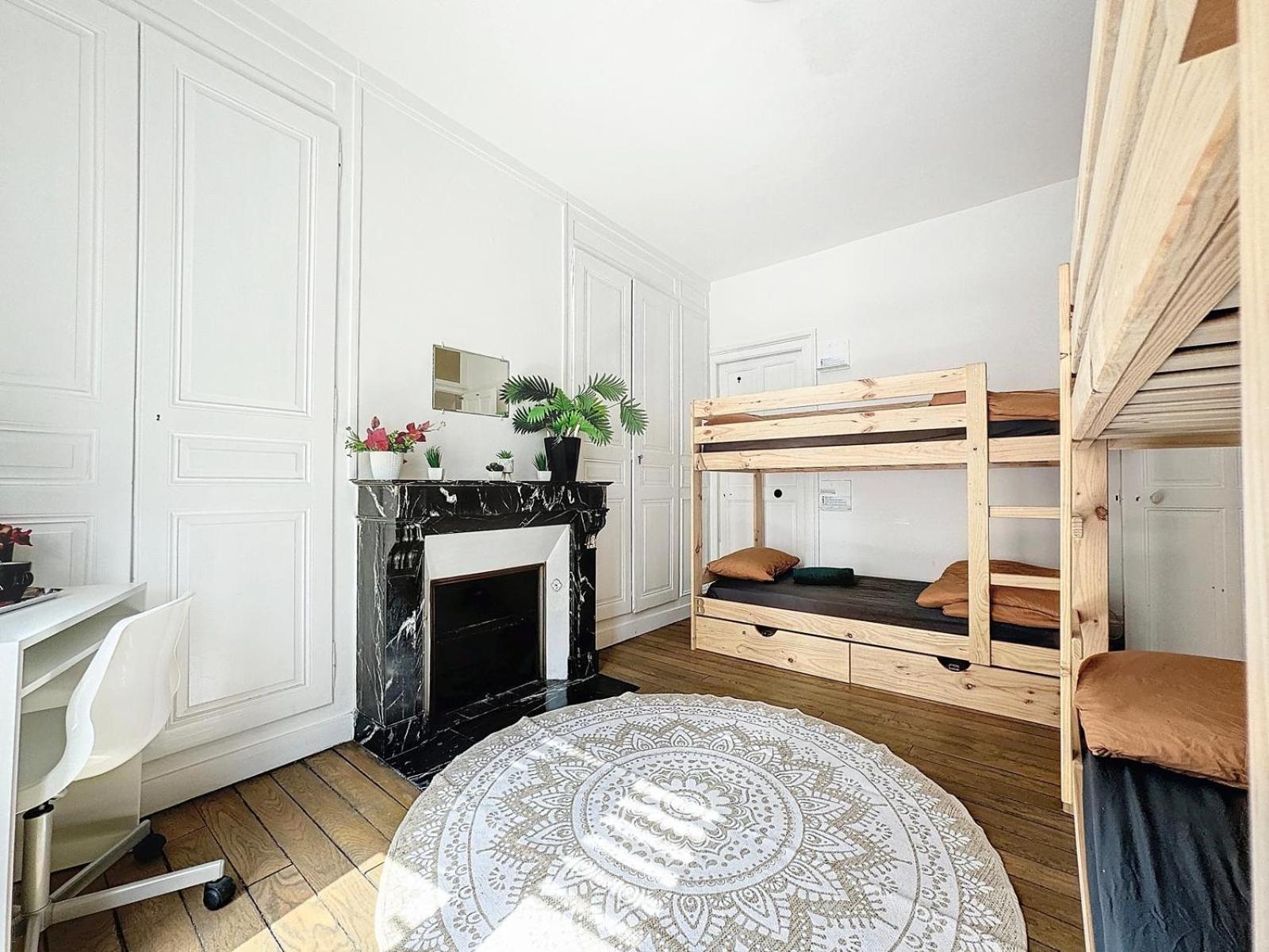 A1 Champagne Residence - 200 M2 14 Personnes 2 Toilets 4 Showers - Hyper Centre - Chalons En Champagne Ngoại thất bức ảnh