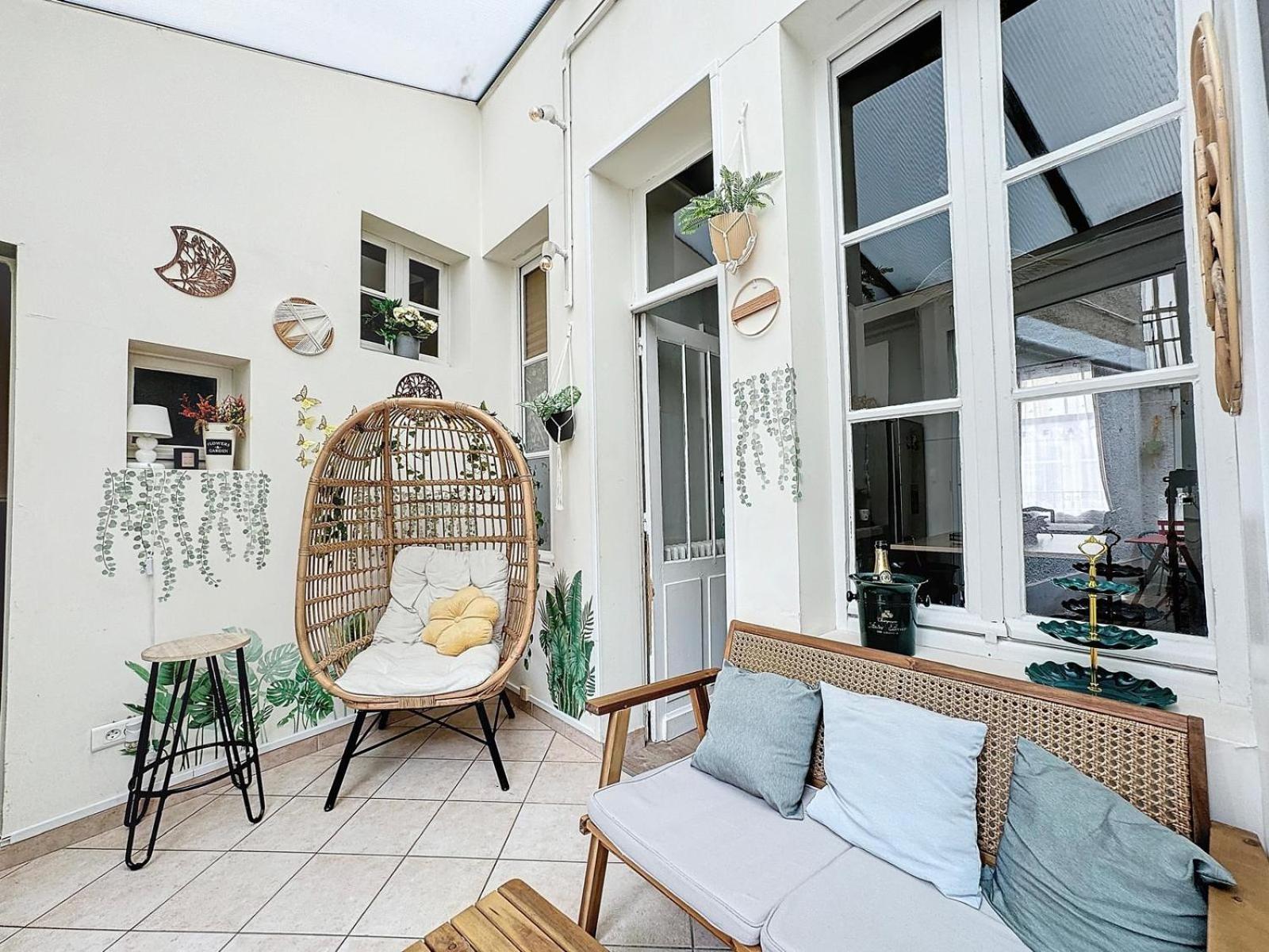 A1 Champagne Residence - 200 M2 14 Personnes 2 Toilets 4 Showers - Hyper Centre - Chalons En Champagne Ngoại thất bức ảnh
